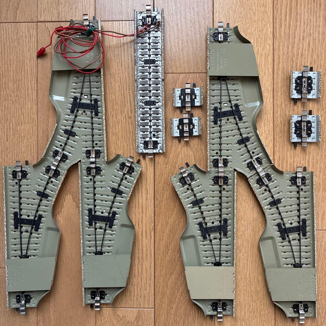 メルクリン 6620 トランス + ポイント両渡り可能引込線付複線オーバルセット