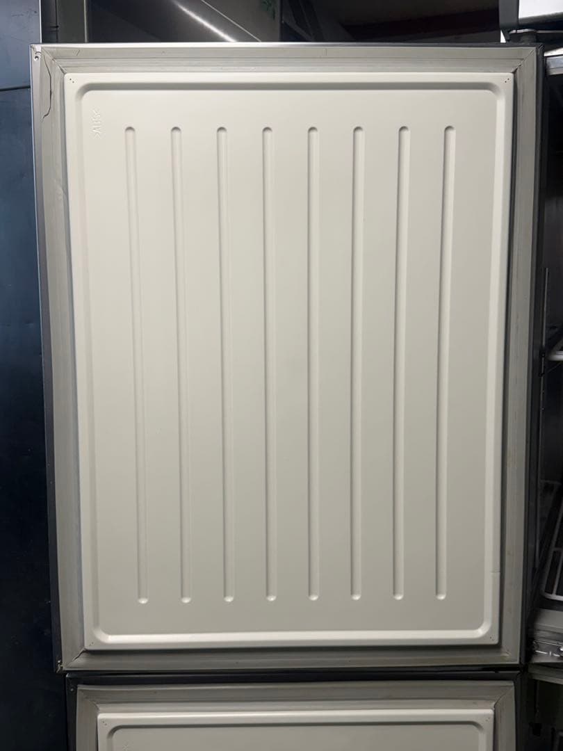 2010年 SANYO縦型冷凍冷蔵庫 620x800x1940