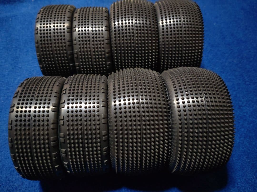 最終値引き、今だけ値引き、ラジコンバギー用2WD用カーペットタイヤ
