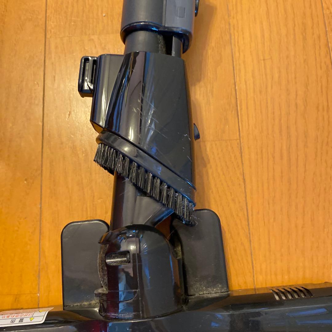 TOSHIBA　サイクロン掃除機　トルネオ　VC-C7(R)　2019年製