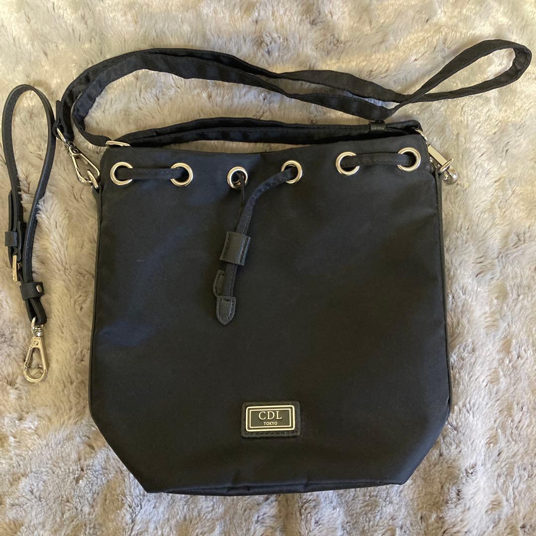 CDL ブラック ショルダーバッグ