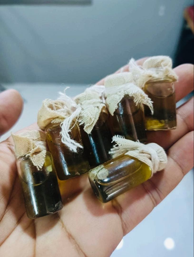 【限定1】レア　スピリットオイル 強力な愛の呪文