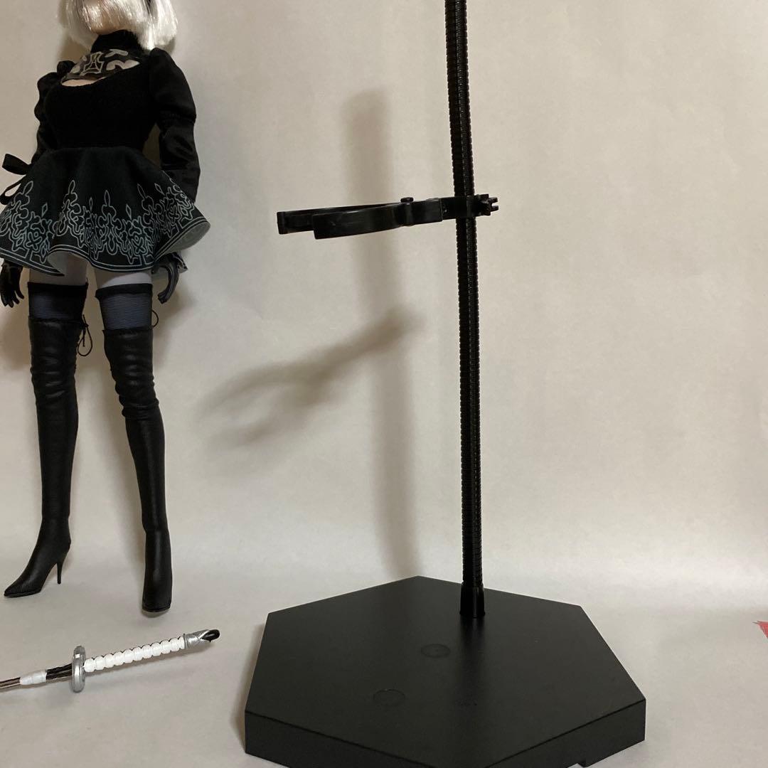 ［専用ページ］2B風可動フィギュア 黒衣装 刀付き　1/6 シームレス