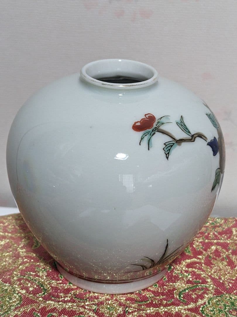 ♦11代酒井田柿右衛門 岩牡丹文様壺小壺 明治時代〜大正時代 古美術骨董品