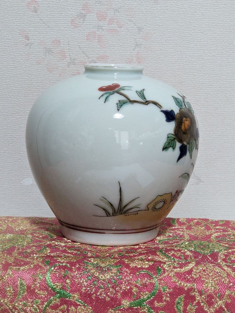 ♦11代酒井田柿右衛門 岩牡丹文様壺小壺 明治時代〜大正時代 古美術骨董品