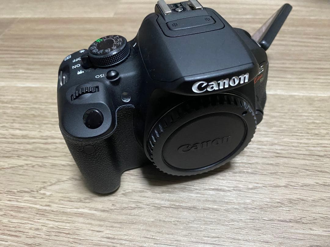 【入門モデル】Canon EOS Kiss X7i 本体 + レンズ