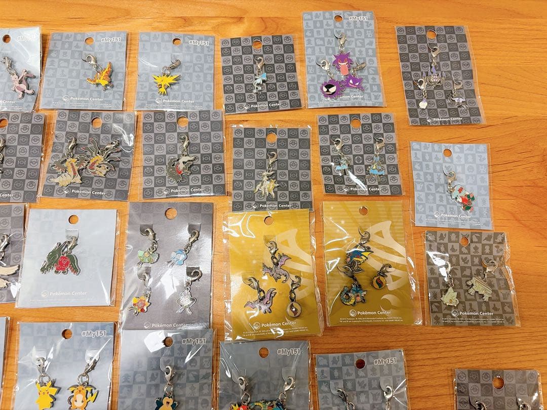 ポケモン全国図鑑　メタルチャーム　大量セットまとめ売り　未開封