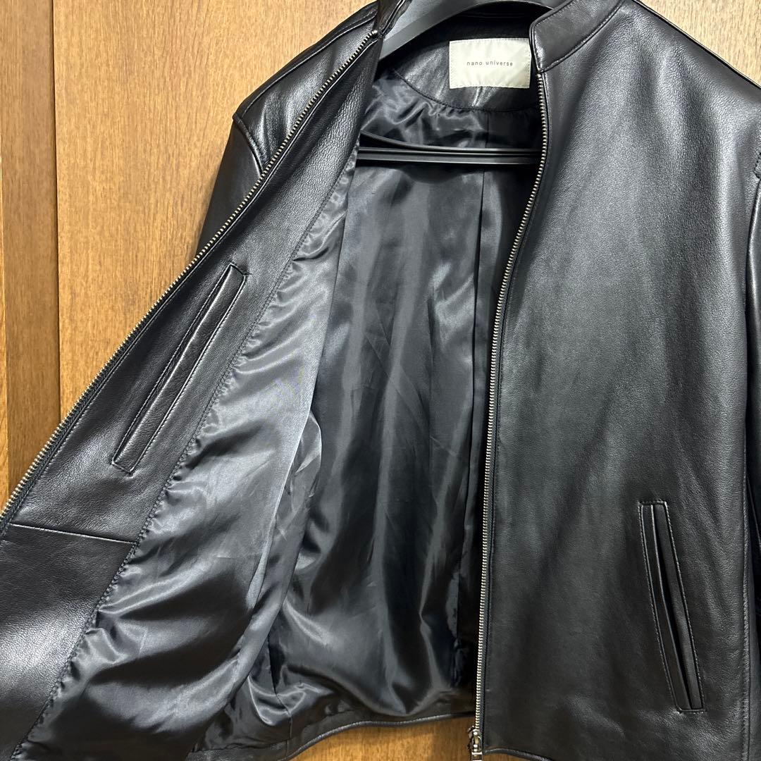 [ナノ・ユニバース] バンドカラー レザー シングル ライダースジャケット