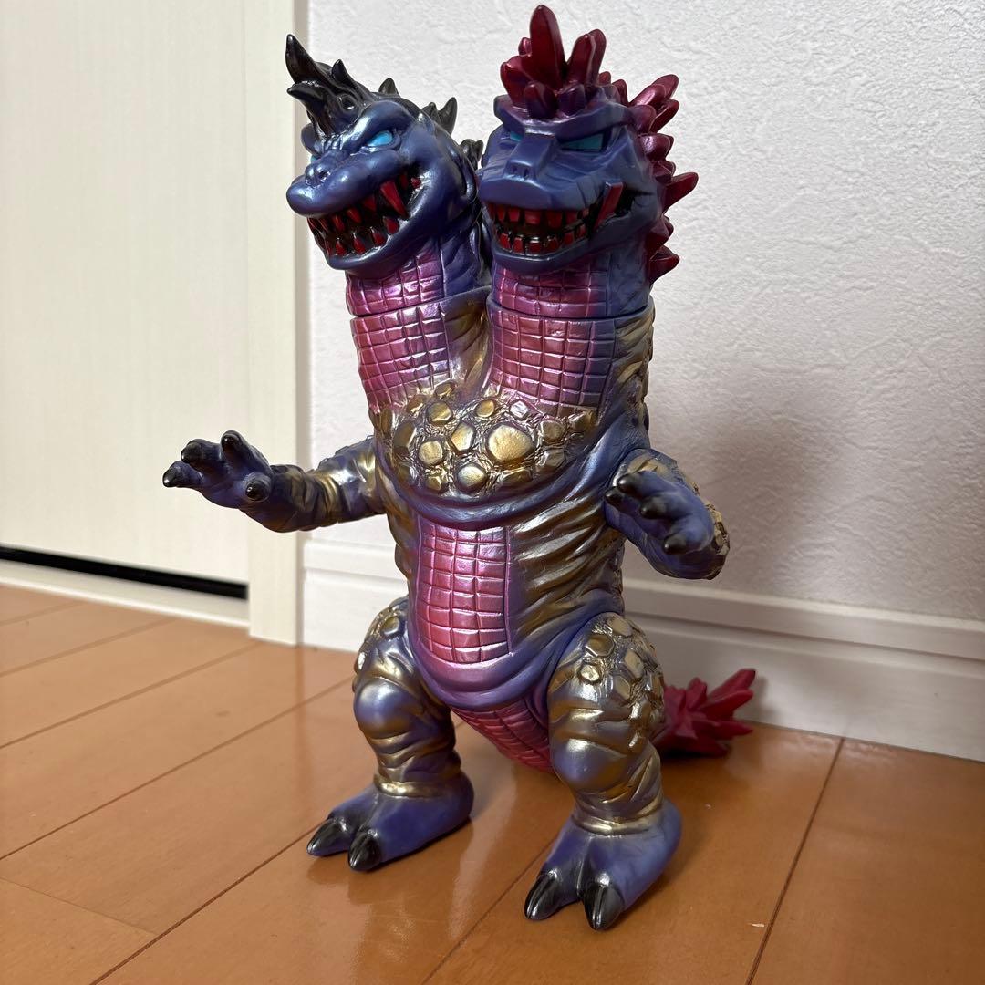 マックストイ　まんだらけ　札幌店限定カラー　デュアロス　ソフビ