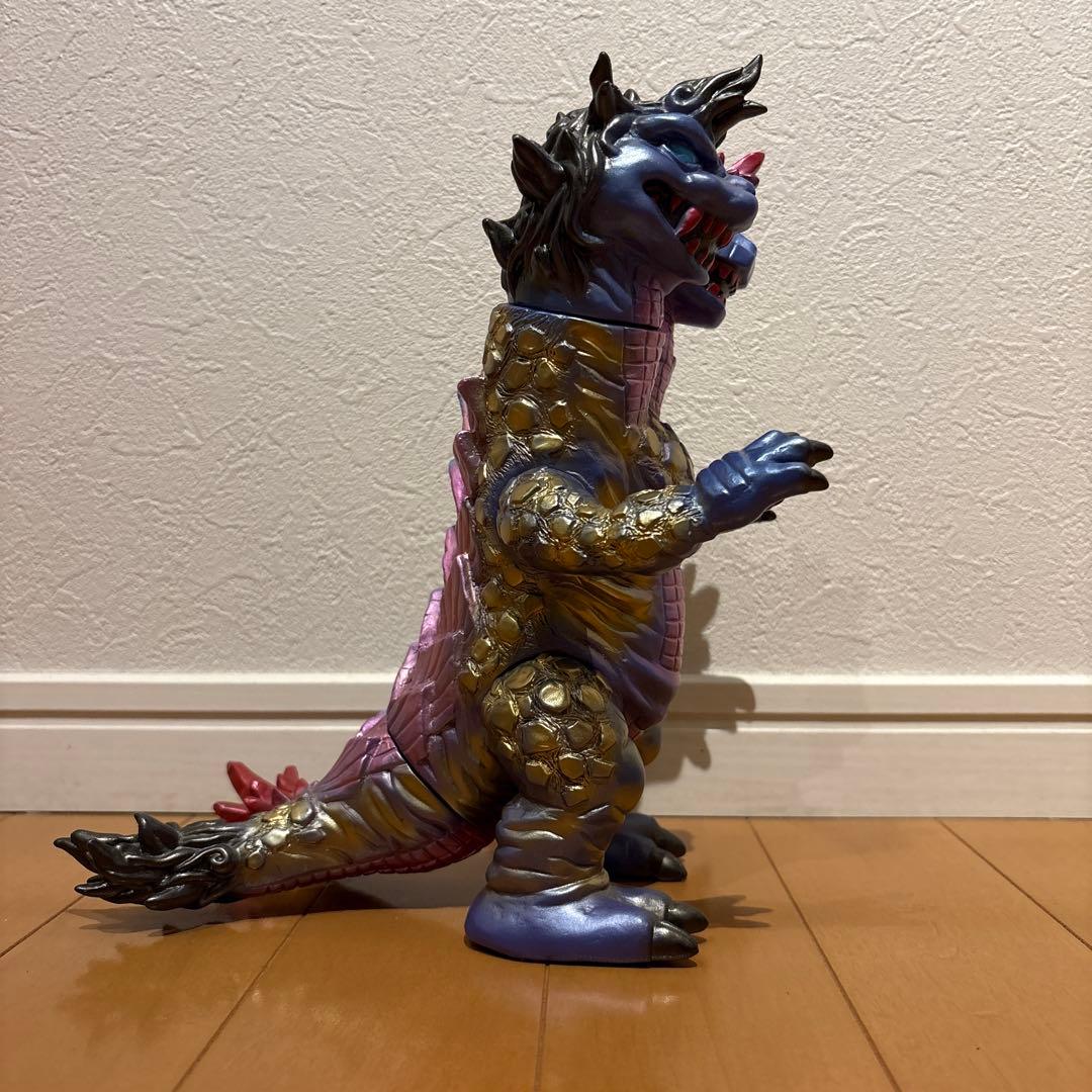 マックストイ　まんだらけ　札幌店限定カラー　デュアロス　ソフビ