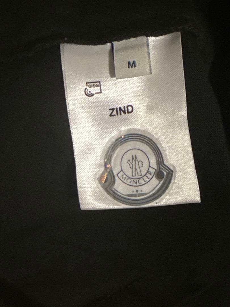 MONCLERブラック Tシャツ M