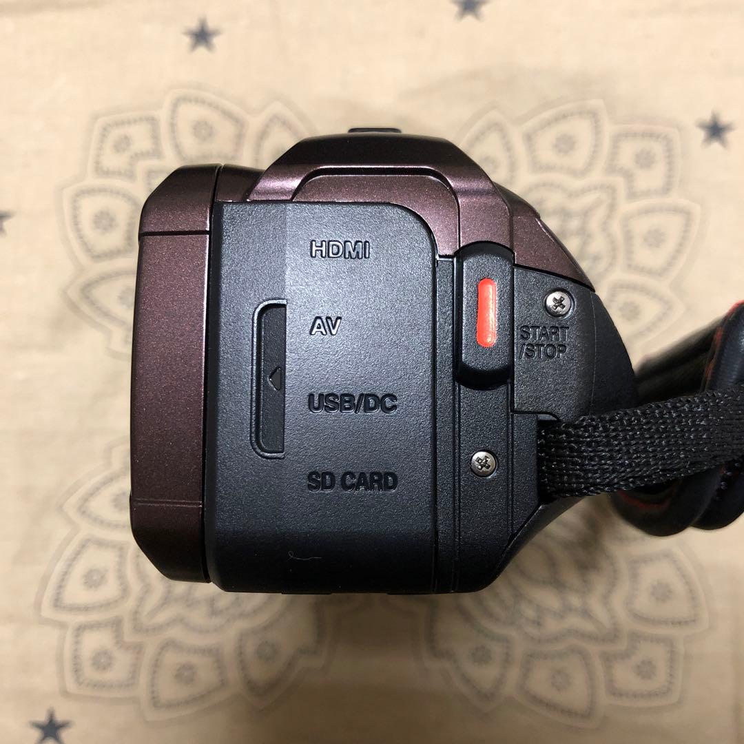 美品 JVC GZ-R70 ビデオカメラ 防水 32GB内蔵メモリー