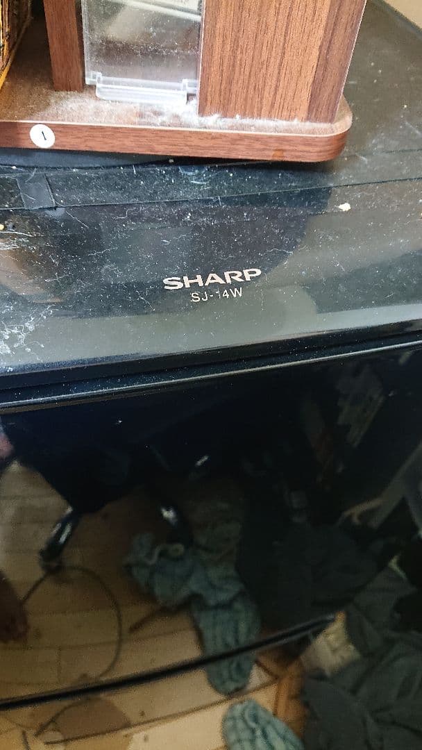 SHARP ブラック冷蔵庫 SJ-14W