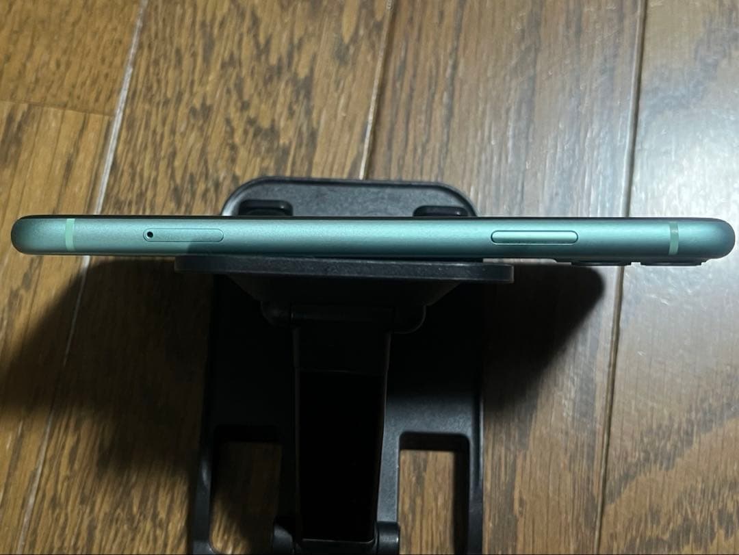 【美品】iPhone11 Green 64GB 緑 グリーン 本体のみ