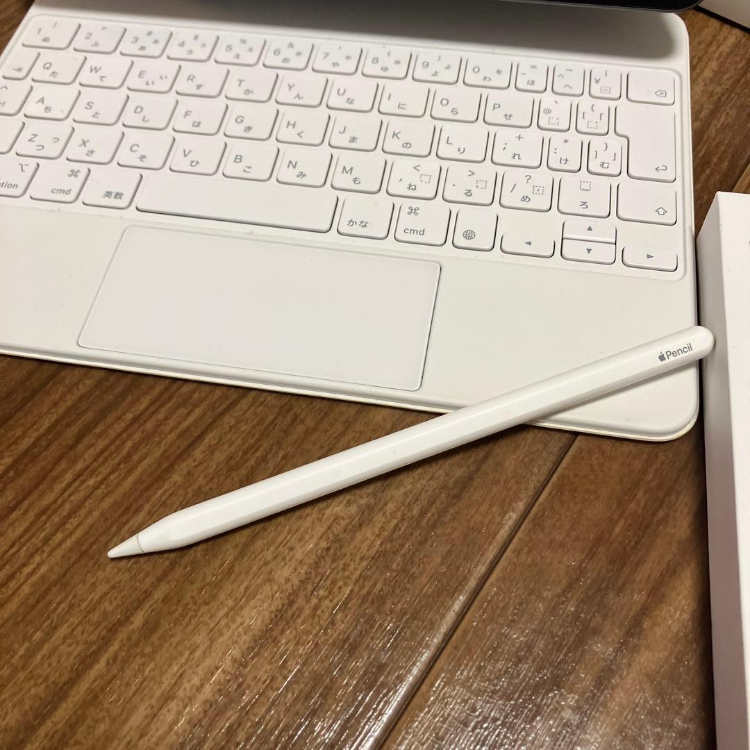 iPad Air 第4世代 Magic Keyboard Pencil 付き