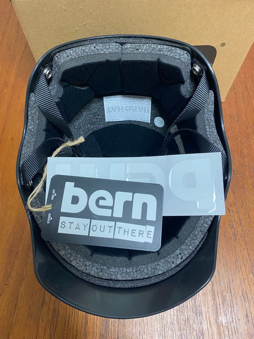bern ヘルメット Lサイズ マットブラック