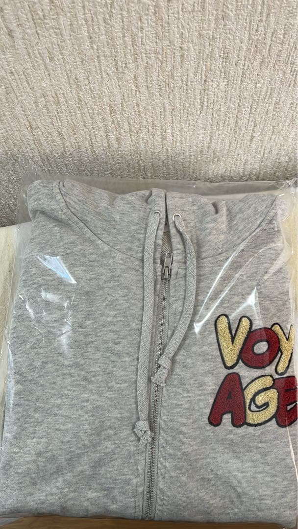 なにわ男子VOYAGE ジップパーカー