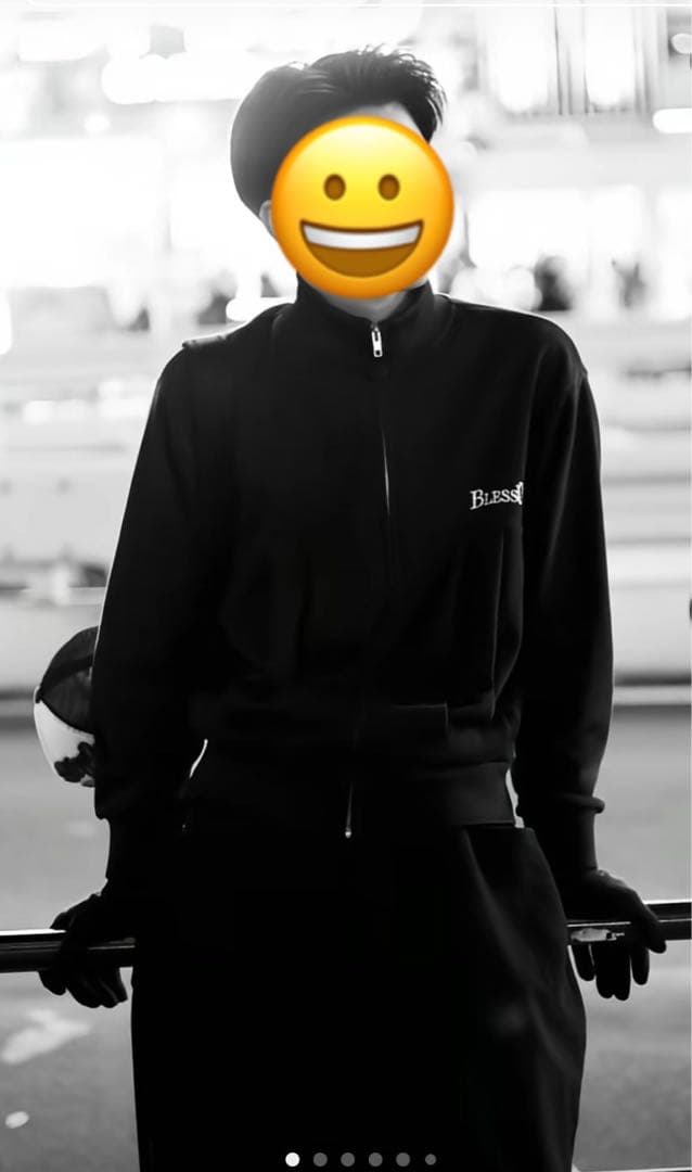 BlessU ブラック ジップアップジャケット