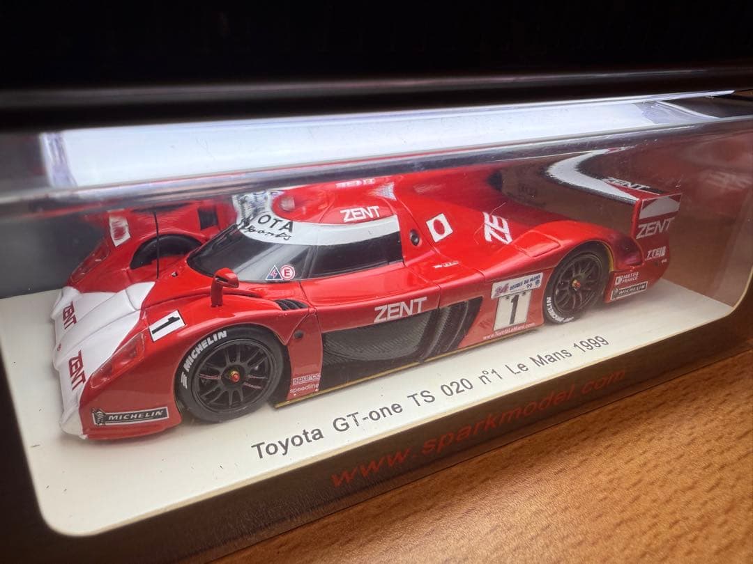 ミニカー 1/43 Toyota GT-one TS020 #1 Le Mans 1999