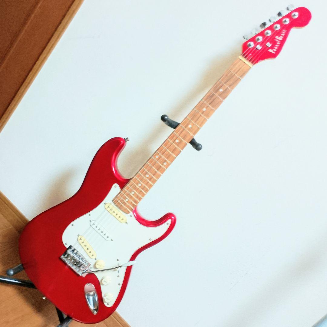 Photo Genic　ストラトキャスタータイプ　エレキギター　弦は新品！