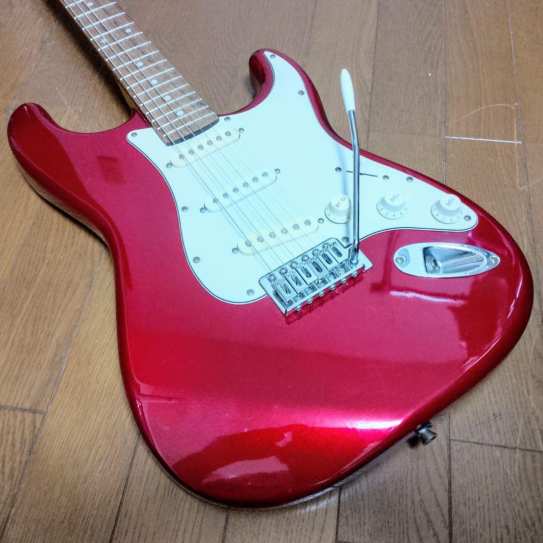 Photo Genic　ストラトキャスタータイプ　エレキギター　弦は新品！