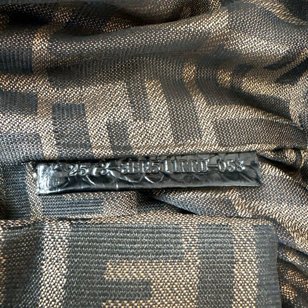 FENDI フェンディ スパイバッグ クロコ型押しレザー ブラック