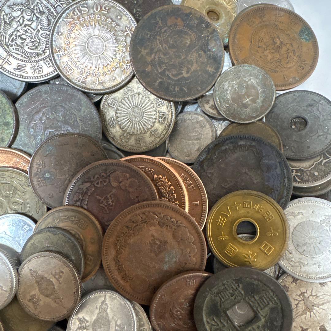古銭まとめ1206g 銀貨大量旭日50銭、竜50銭、竜20銭、竜10銭 など多数