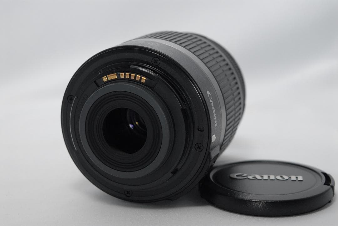 【美品】キャノン Kiss X2★一眼レフカメラ★入門機 Canon