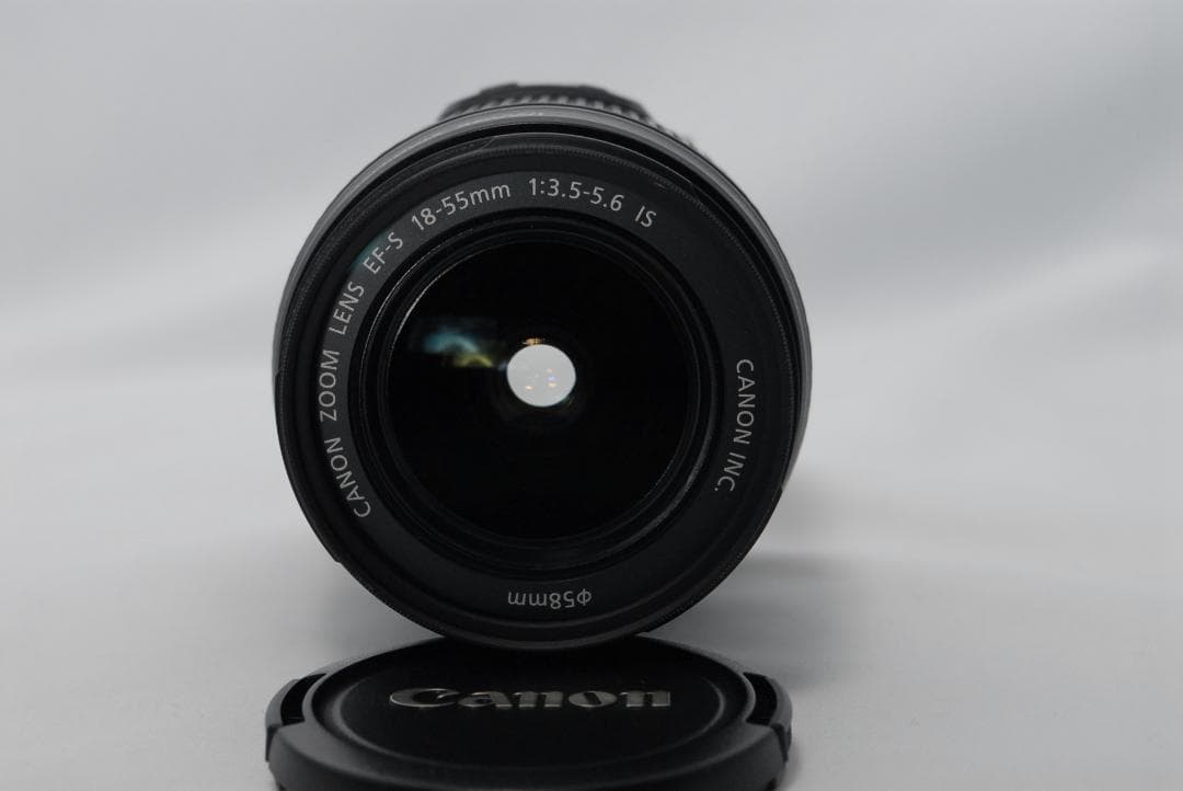 【美品】キャノン Kiss X2★一眼レフカメラ★入門機 Canon