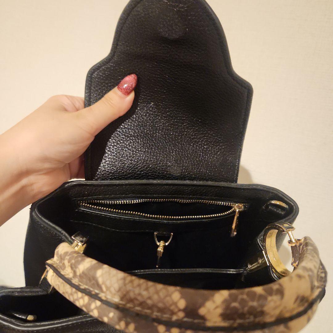 Louis Vuitton 黒 レザー ショルダーバッグ