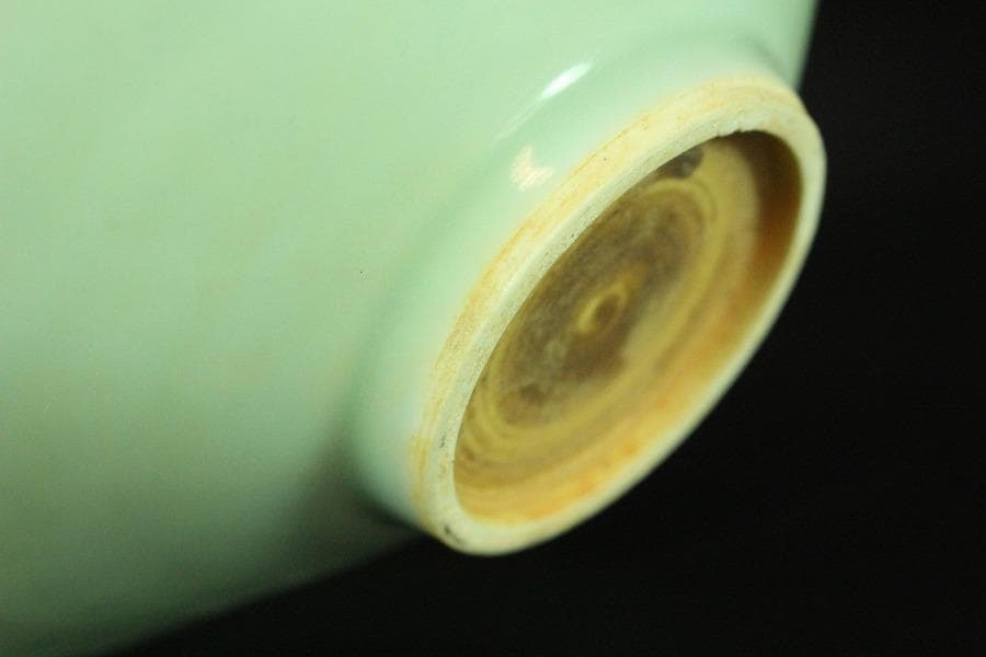 中国美術 青白磁 陽刻 鳳紋 碗 φ20cm(K-LC194)