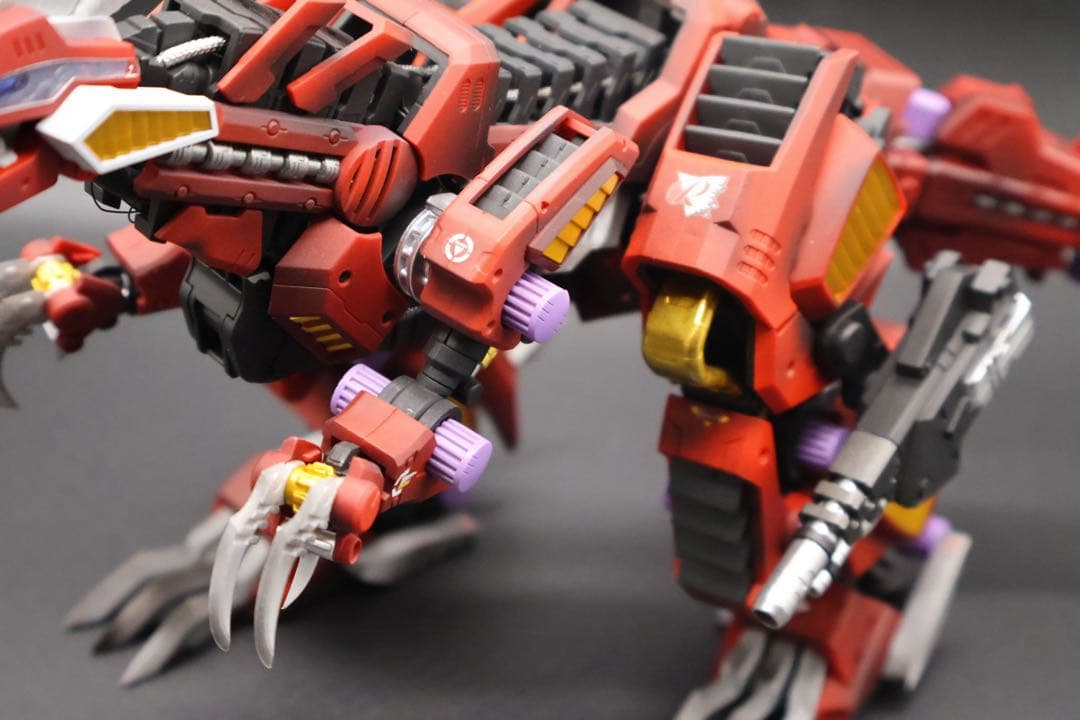 ゾイド　コトブキヤ　HMM ジェノブレイカー レイヴン仕様