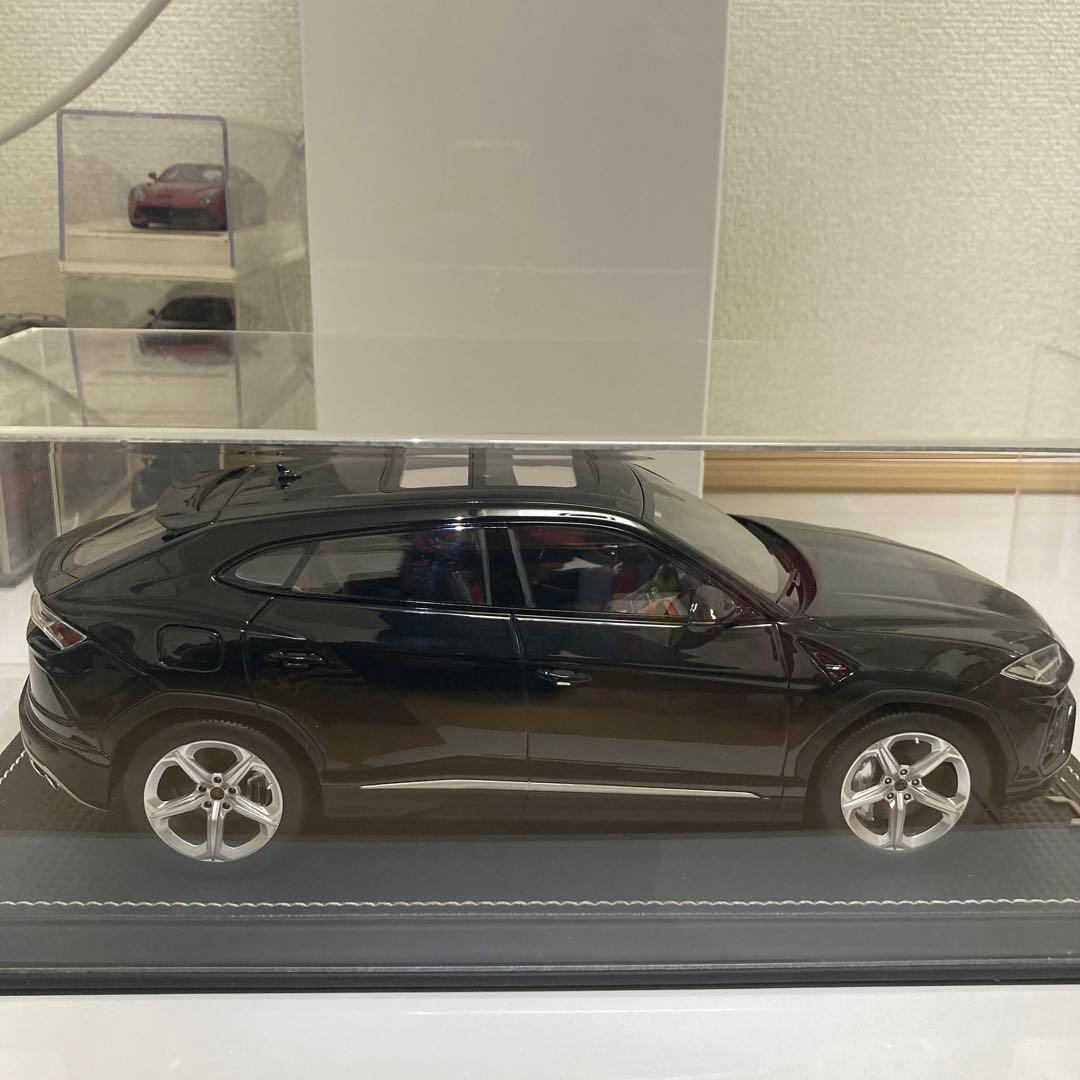 ランボルギーニ Lamborghini ウルス urus 1/18 MR