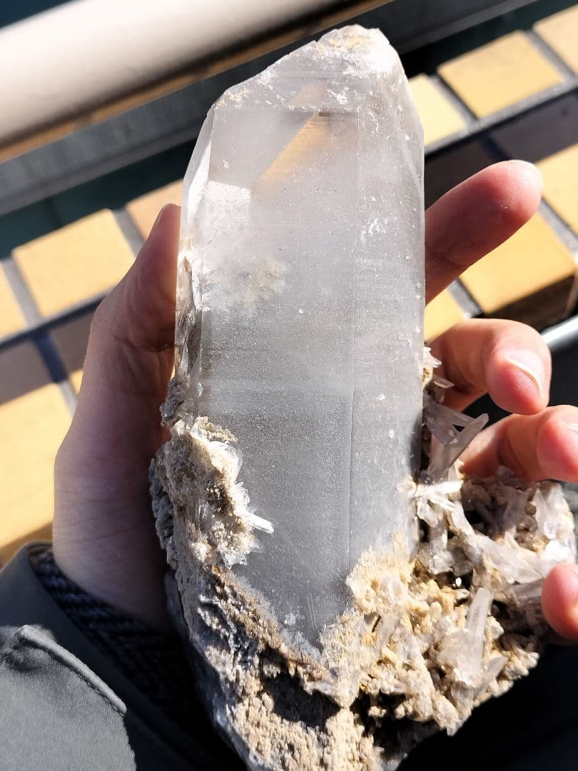 【早いもの勝ち超特価】ブルーザギマウンテンクォーツ　古く珍しいタイプ