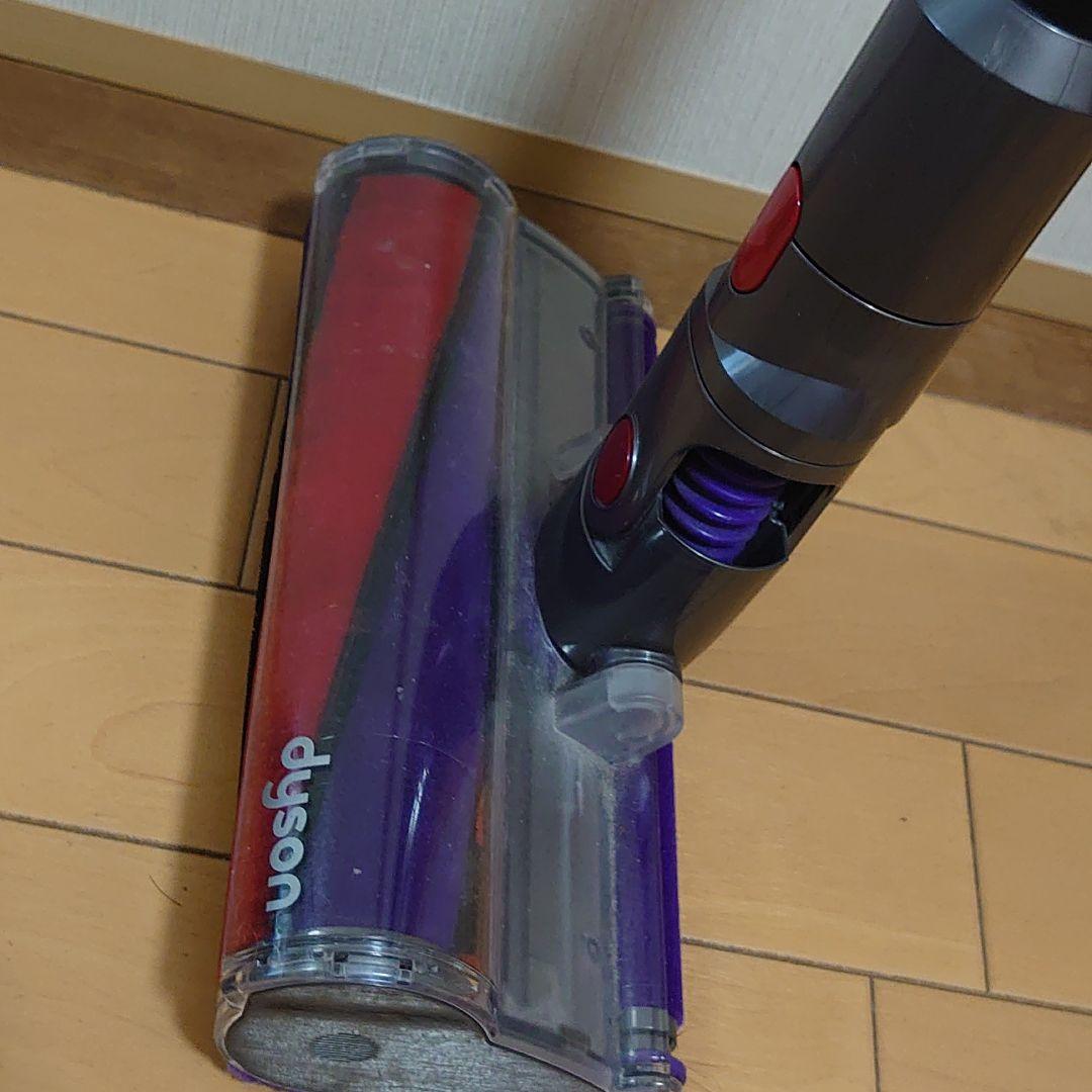 12/13まで値下げDYSON　コードレスクリーナー　sv12