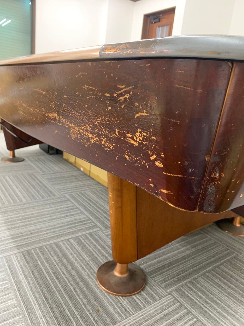 中古 : Brunswick ビリヤード台 9フィート 付属品付き