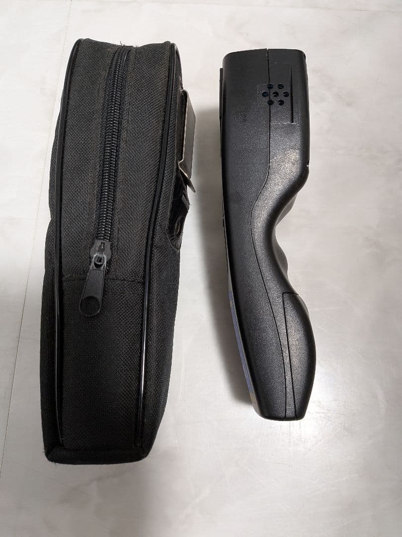 Radiation Alert 放射線測定器 ケース付き　ガイガーカウンター