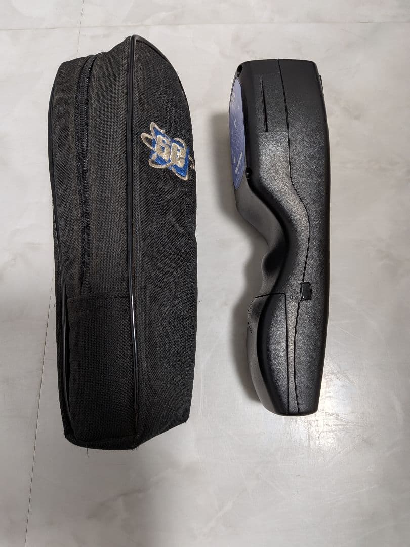 Radiation Alert 放射線測定器 ケース付き　ガイガーカウンター