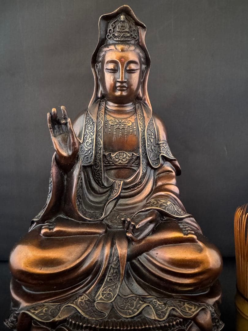 観音 菩薩 銅製 仏像 彫刻 置物 開運 風水 骨董　インテリア　アンティーク