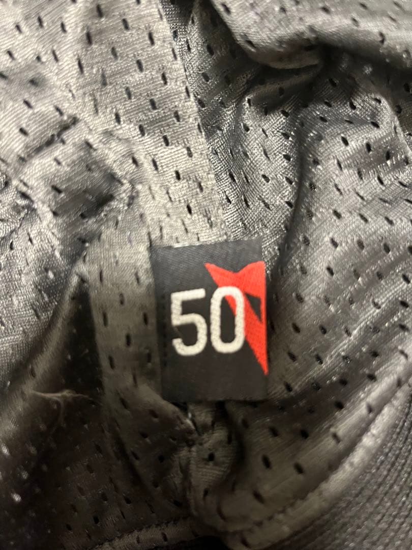 Dainese RACING 4 サイズ50 別売り胸部・背中プロテクター付