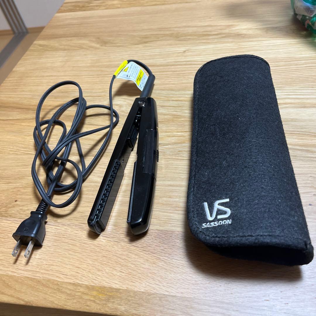 VS Sassoon ヘアアイロン ブラック 収納ケース付き