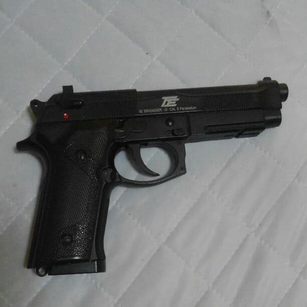 ガス式オートマチック銃