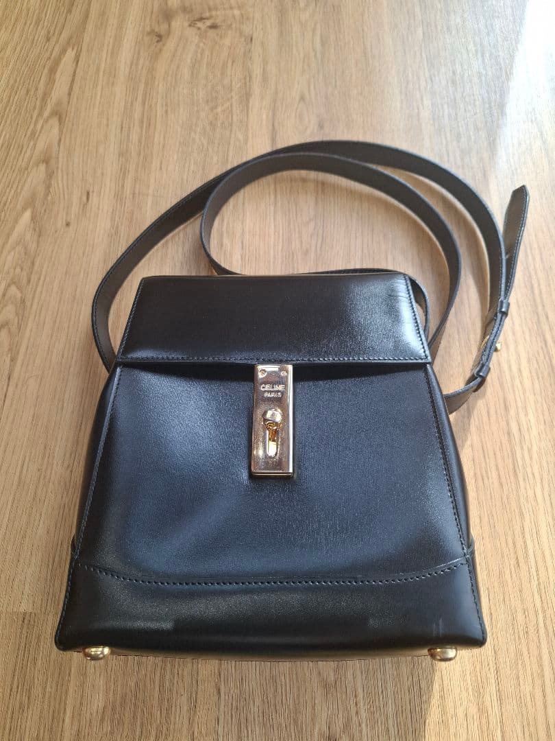 さらに大幅値下げ‼️CELINE ショルダーバッグ 黒
