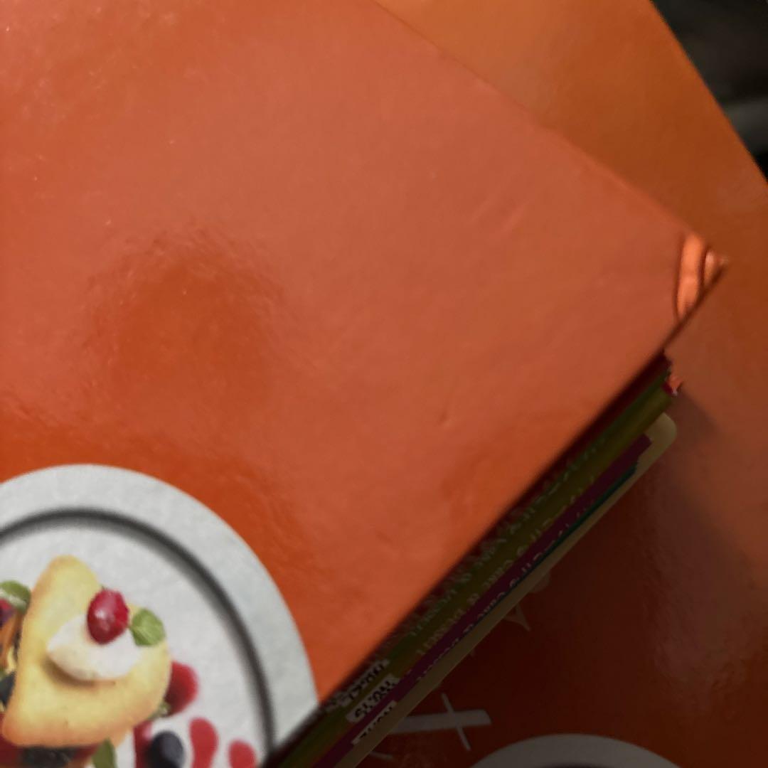 デアゴスティーニ　パティシエと作る　Cake &Dessert