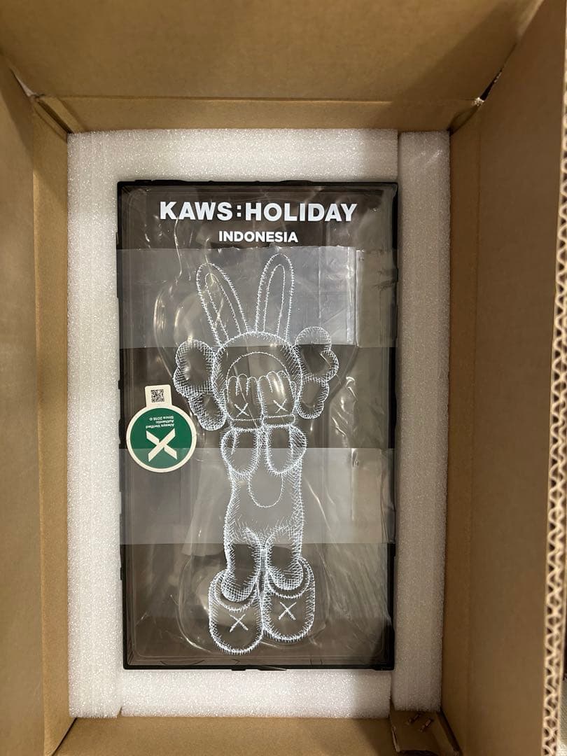 KAWS Indonesia フィギュア