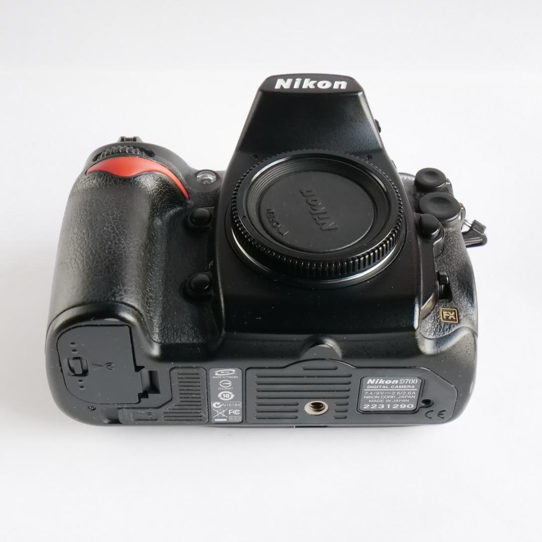 ニコン Nikon D700 ボディ FX デジタル一眼レフ 付属品多数 美品