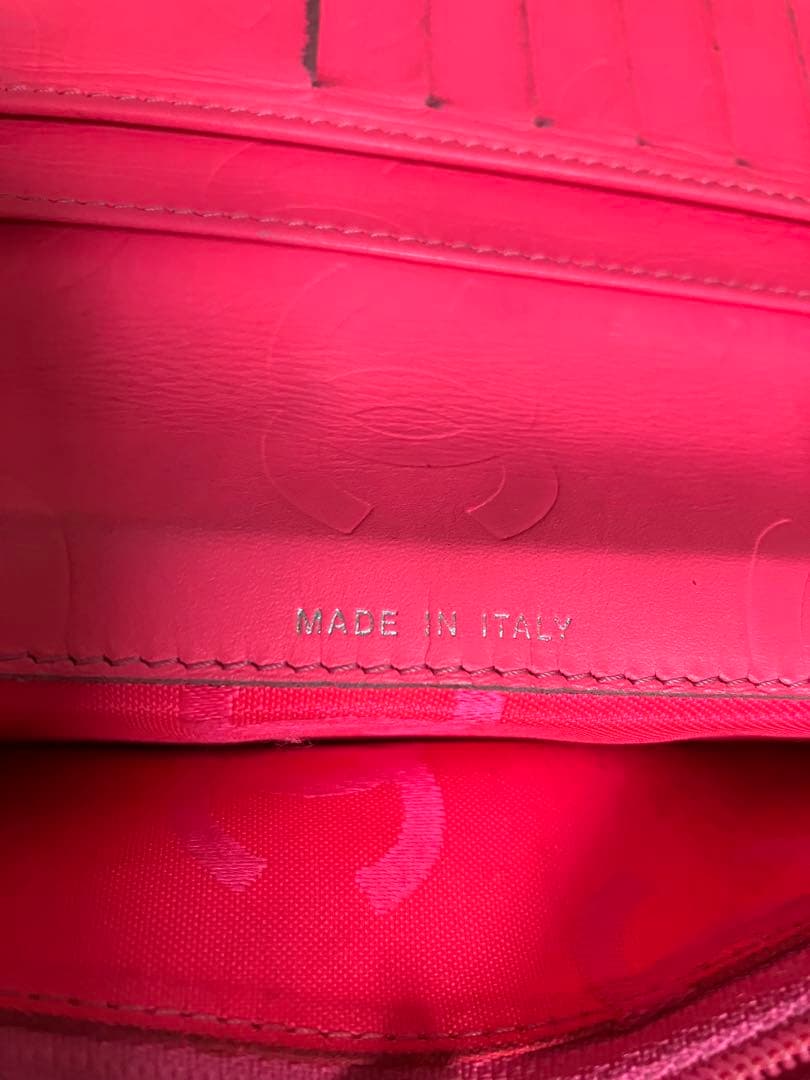 CHANEL ブラックレザー 二つ折り財布