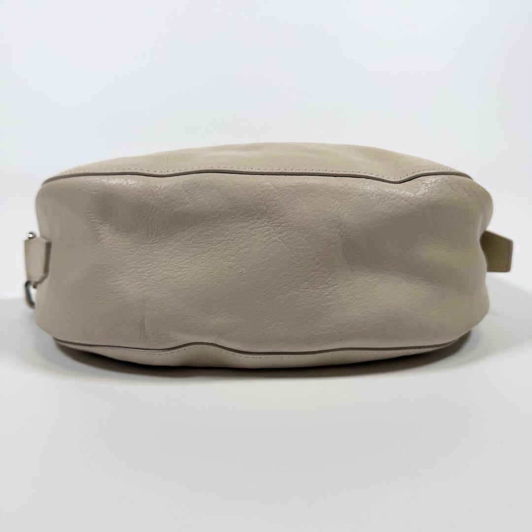 【美品】【現行】バーバリー　ショルダーバッグ　スモールナイトバッグ　アイボリー