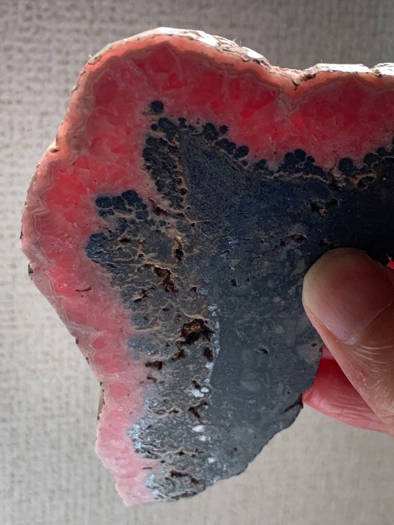 菱マンガン鉱　ロードクロサイト　インカローズ　国産　パイライト　根付　恋愛　水石