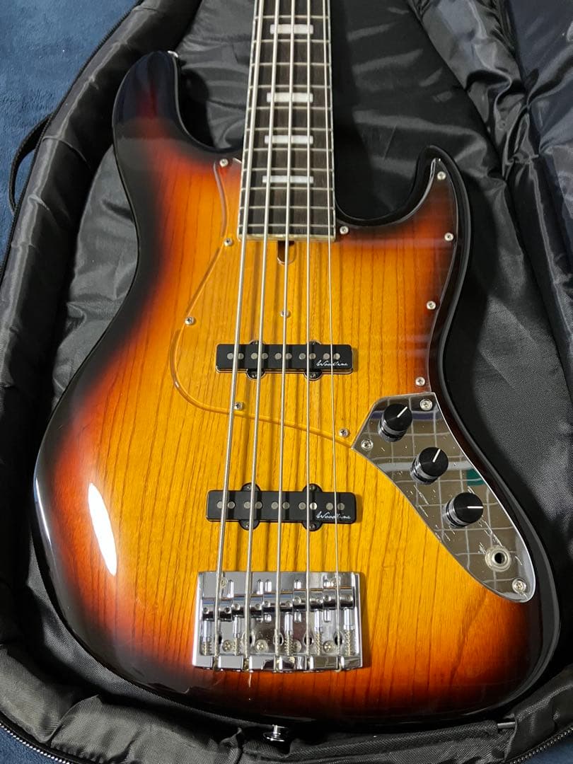 Bacchus Woodline 517 エレキベース カタログ掲載品